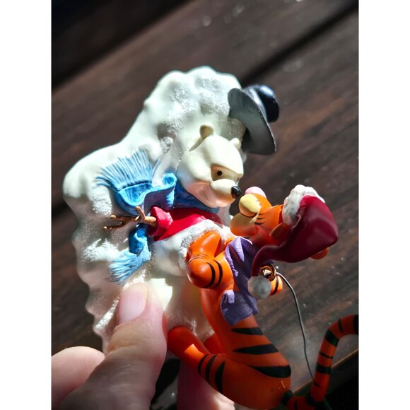 Vintage Tigger Winne Pooh Disney Christmas tree ornament (head moves) - Picture 4 of 6